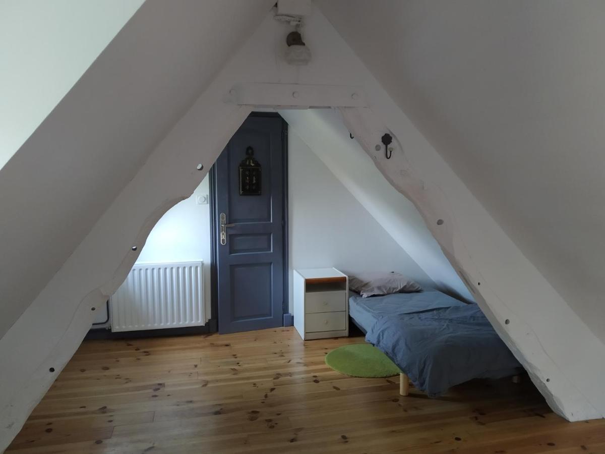 Maison En Pierre Dans Son Nid De Verdure Roz-Landrieux Bagian luar foto