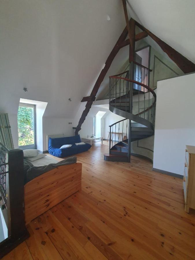 Maison En Pierre Dans Son Nid De Verdure Roz-Landrieux Bagian luar foto