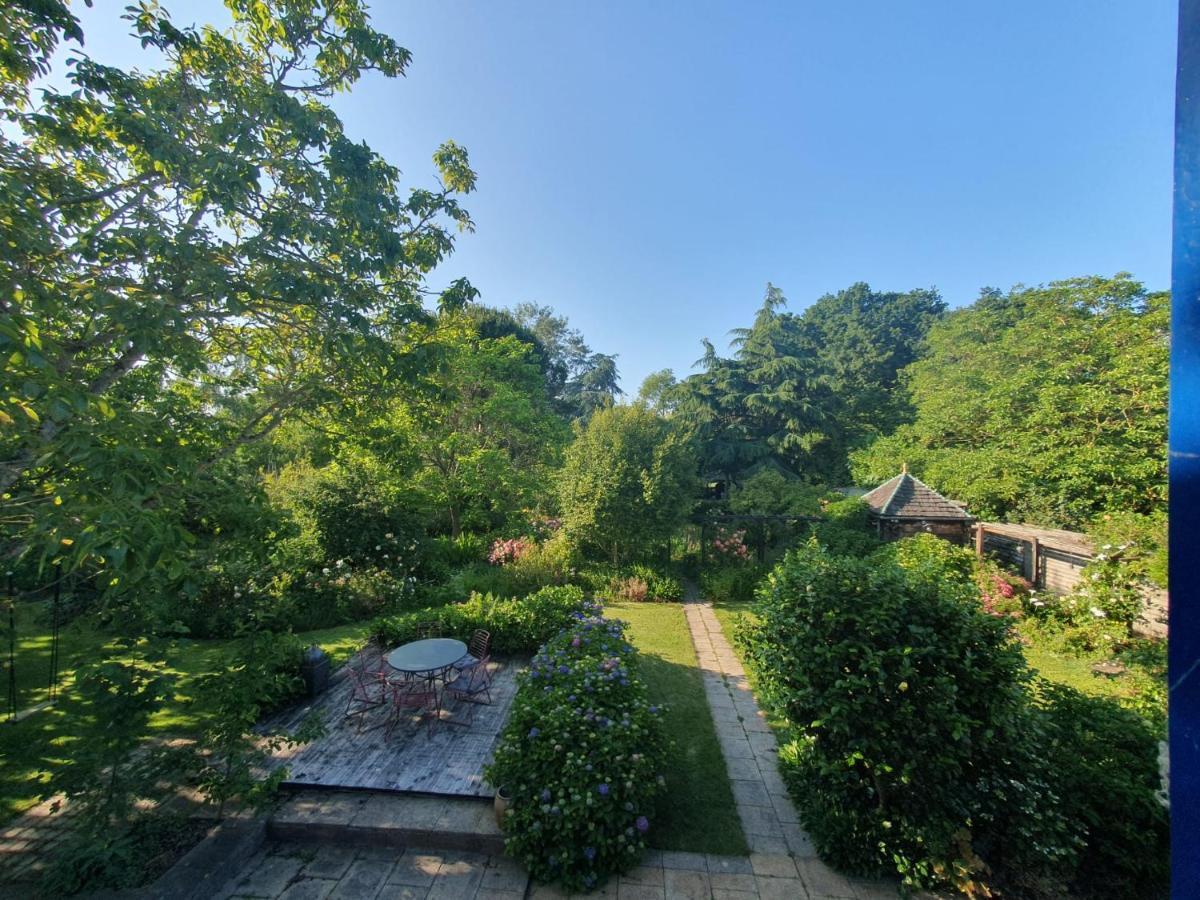 Maison En Pierre Dans Son Nid De Verdure Roz-Landrieux Bagian luar foto